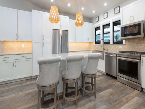 Elegant Vacation Rental with 4 Bedrooms, Private Pool & Spa
