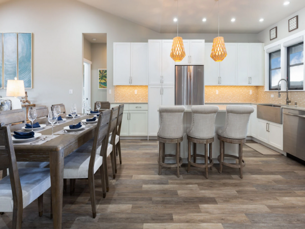 Elegant Vacation Rental with 4 Bedrooms, Private Pool & Spa