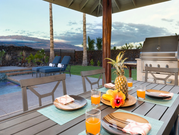 Elegant Vacation Rental with 4 Bedrooms, Private Pool & Spa