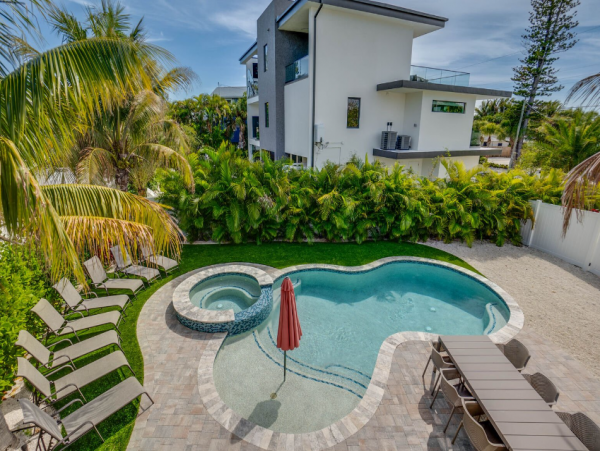 Lovely 3 Bedroom Vacation Rental Steps from the Beach