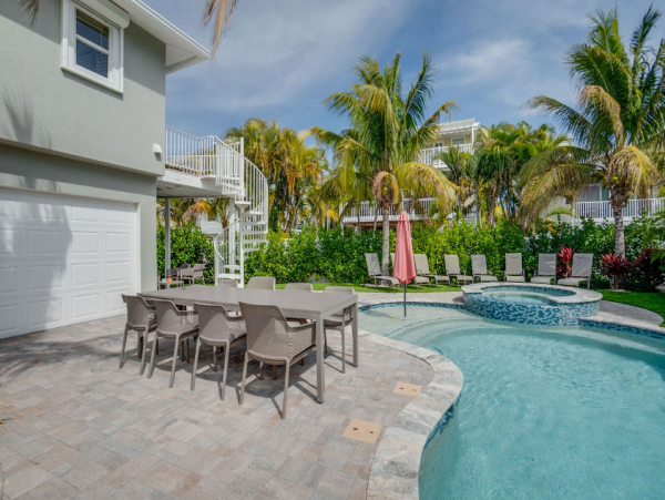 Lovely 3 Bedroom Vacation Rental Steps from the Beach