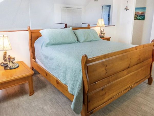 Charming Sanibel Island Vacation Rental Steps from Beach