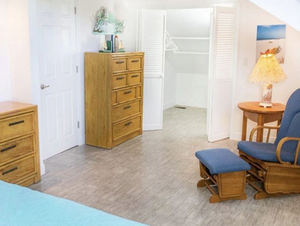 Charming Sanibel Island Vacation Rental Steps from Beach
