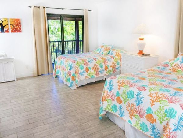 Charming Sanibel Island Vacation Rental Steps from Beach