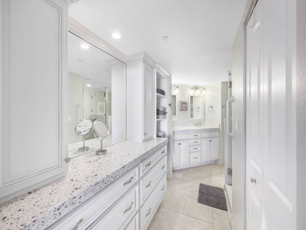 Luxury Beachfront Condo 2 Bedroom