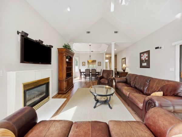 Charming Vacation Rental with Great Amenities in Hilton Head