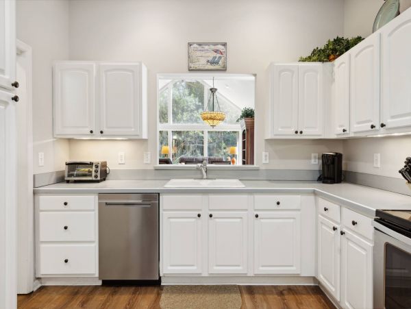 Charming Vacation Rental with Great Amenities in Hilton Head
