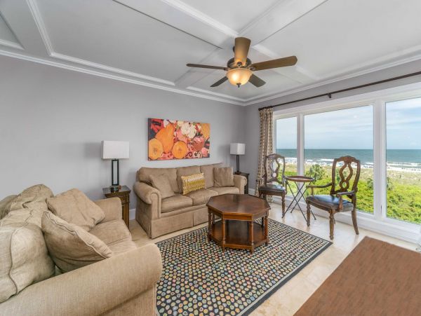 Oceanfront Vacation Condo on the 4th Floor