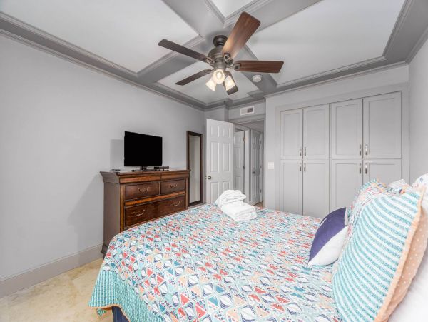 Oceanfront Vacation Condo on the 4th Floor