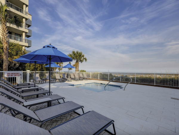 Picturesque Oceanfront Two Bedroom Condo Sleeps 8 Guests