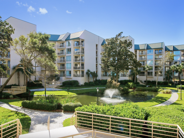 Picturesque Oceanfront Two Bedroom Condo Sleeps 8 Guests