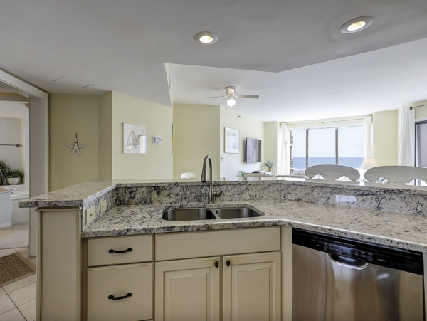 Picturesque Oceanfront Two Bedroom Condo Sleeps 8 Guests