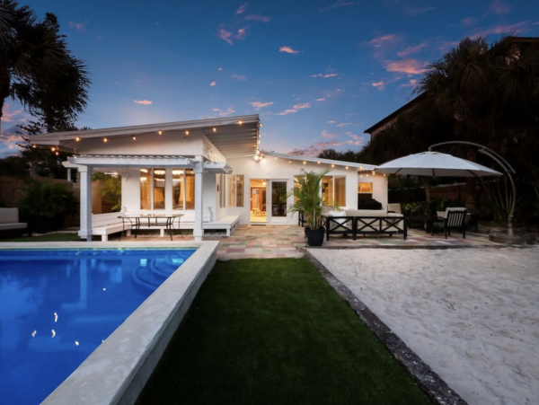 Private Outdoor Oasis Like Your Own Private Resort