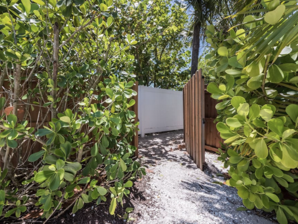 Private Outdoor Oasis Like Your Own Private Resort