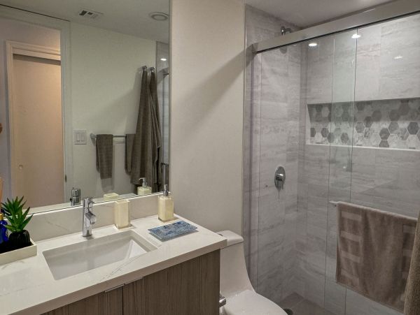 Marco Island Vacation Condo with 2 Bedroom & Balcony