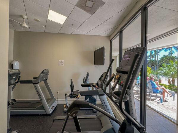 Marco Island Vacation Condo with 2 Bedroom & Balcony