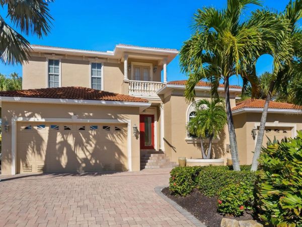 Luxurious Siesta Key Vacation Rental with Private Pool & Spa