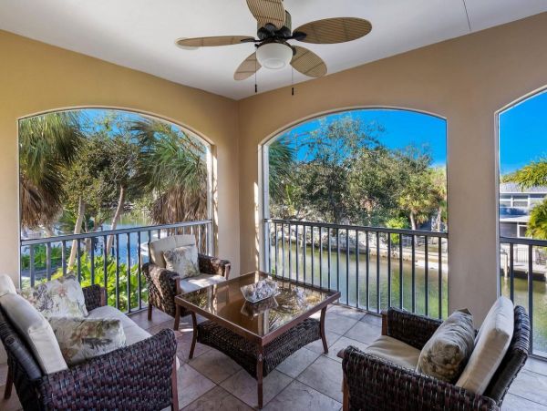 Luxurious Siesta Key Vacation Rental with Private Pool & Spa