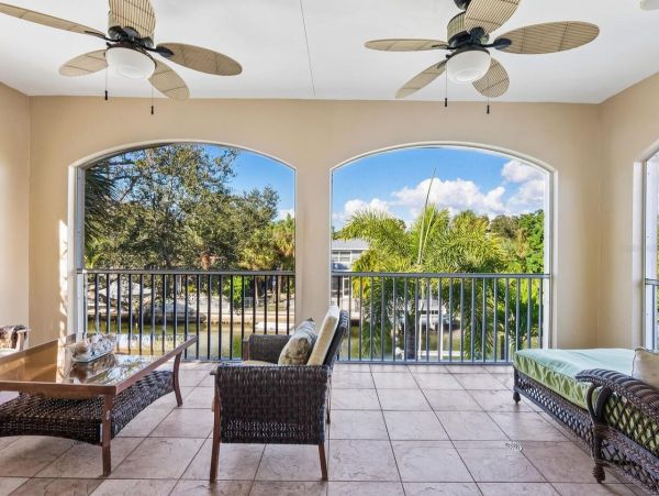 Luxurious Siesta Key Vacation Rental with Private Pool & Spa