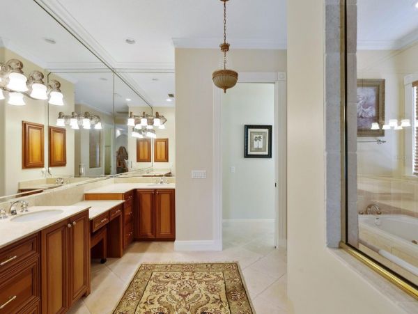 Luxurious Siesta Key Vacation Rental with Private Pool & Spa