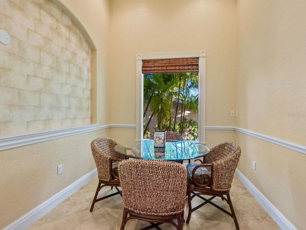 Luxurious Siesta Key Vacation Rental with Private Pool & Spa