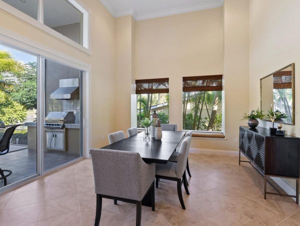 Luxurious Siesta Key Vacation Rental with Private Pool & Spa