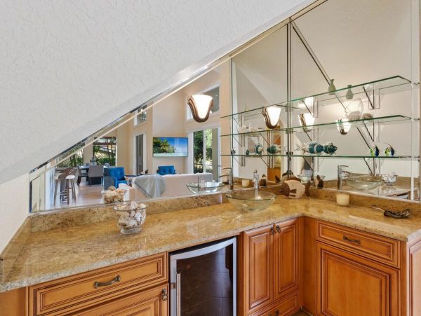 Luxurious Siesta Key Vacation Rental with Private Pool & Spa