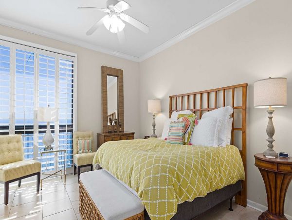 Orange Beach Lovely Condo with 3 Bedrooms & Full Ocean Views