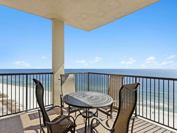 Orange Beach Lovely Condo with 3 Bedrooms & Full Ocean Views