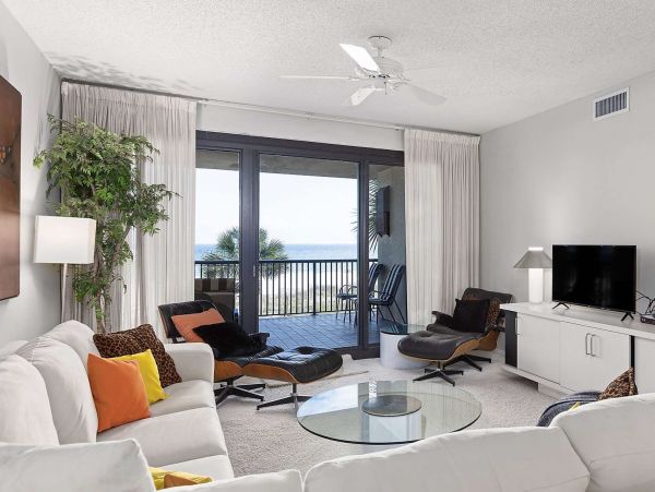 Two Bedroom Vacation Rental with Stunning Gulf Views in Orange Beach