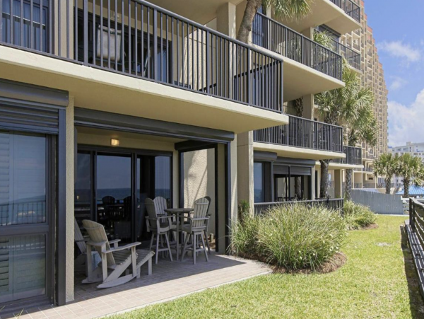 Orange Beach Oceanfront Three bedroom Home with Great Amenities