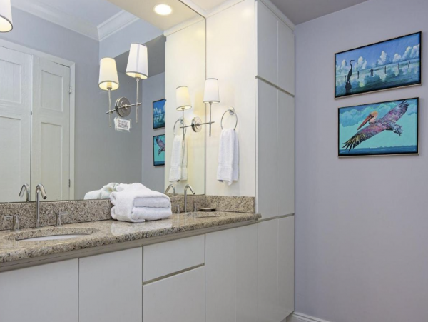 Orange Beach Oceanfront Three bedroom Home with Great Amenities