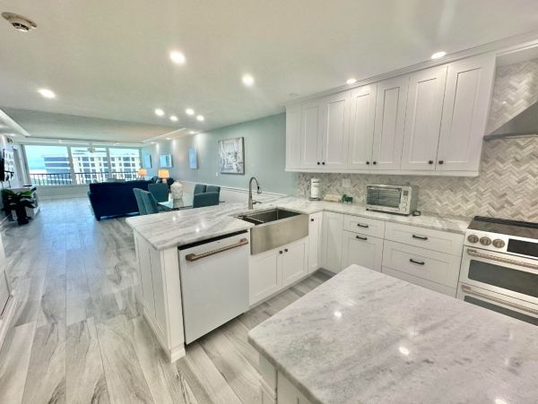 Siesta Key Beachfront Two Bedroom Vacation Rental