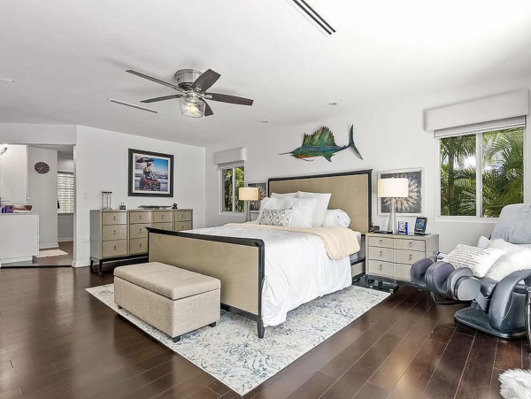 Pure Luxury Vacation Waterside Villa