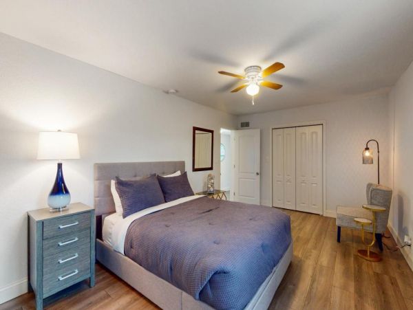 Cozy Apartment with 2 Bedrooms in Sarasota
