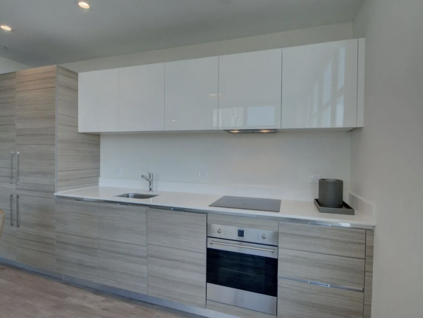 Spacious Two Bedroom Apartment with Rooftop Bar in Hollywood Beach