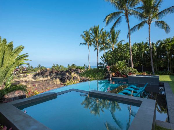 Opulent 5 Bedroom Vacation Rental with Private Pool & Great Views