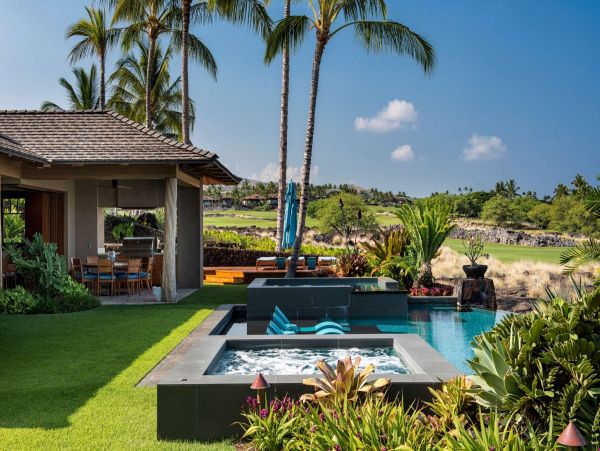 Opulent 5 Bedroom Vacation Rental with Private Pool & Great Views