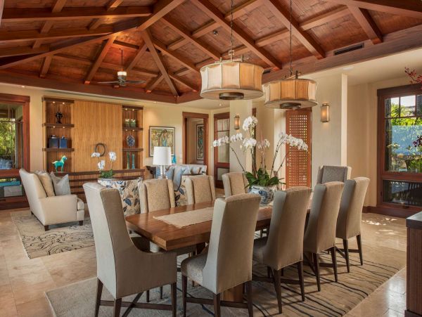 Opulent 5 Bedroom Vacation Rental with Private Pool & Great Views