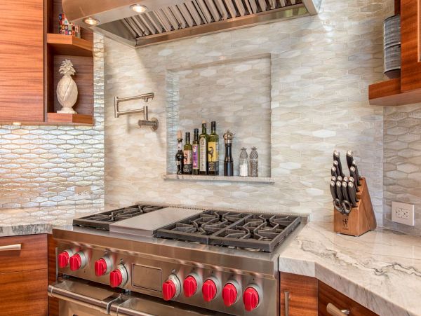 Opulent 5 Bedroom Vacation Rental with Private Pool & Great Views