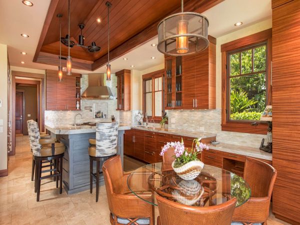 Opulent 5 Bedroom Vacation Rental with Private Pool & Great Views