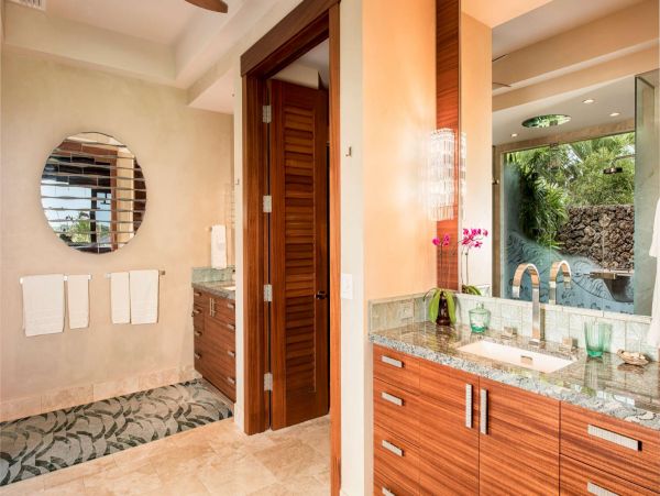 Opulent 5 Bedroom Vacation Rental with Private Pool & Great Views