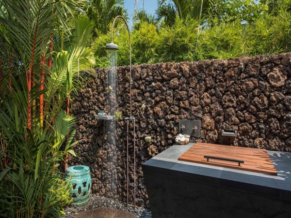 Opulent 5 Bedroom Vacation Rental with Private Pool & Great Views