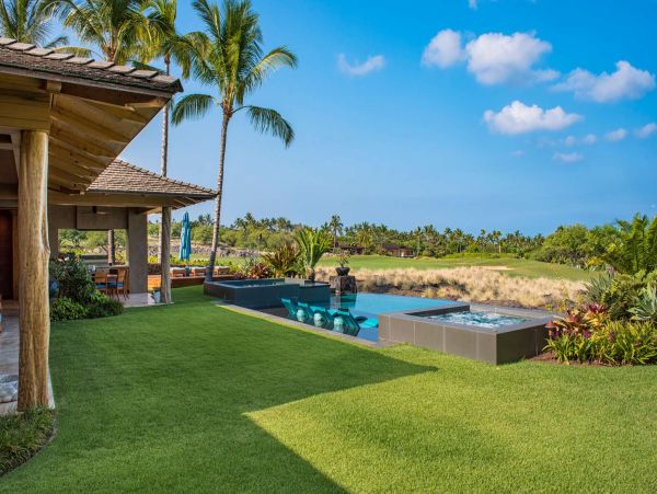 Opulent 5 Bedroom Vacation Rental with Private Pool & Great Views
