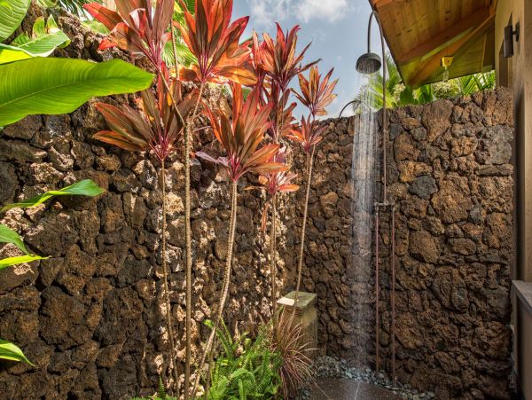 Opulent 5 Bedroom Vacation Rental with Private Pool & Great Views