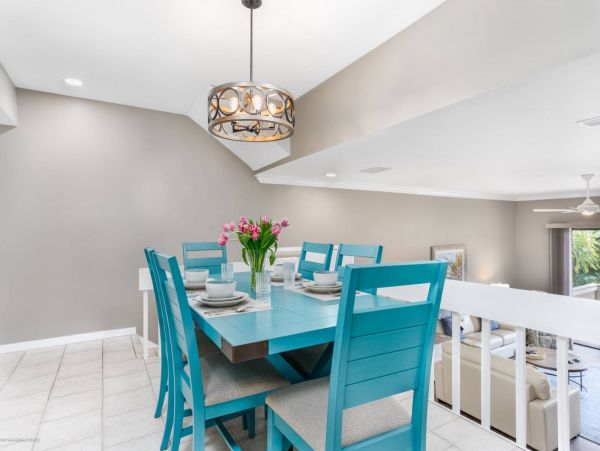 Siesta Key Condo Across the Street from Beach Pond Views, Tennis & Pool
