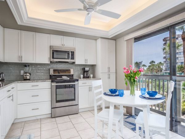 Siesta Key Condo Across the Street from Beach Pond Views, Tennis & Pool