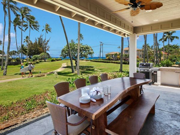 Perfect Getaway with 3 Bedrooms & Short Walk to the Beach