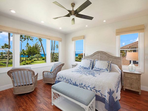 Perfect Getaway with 3 Bedrooms & Short Walk to the Beach