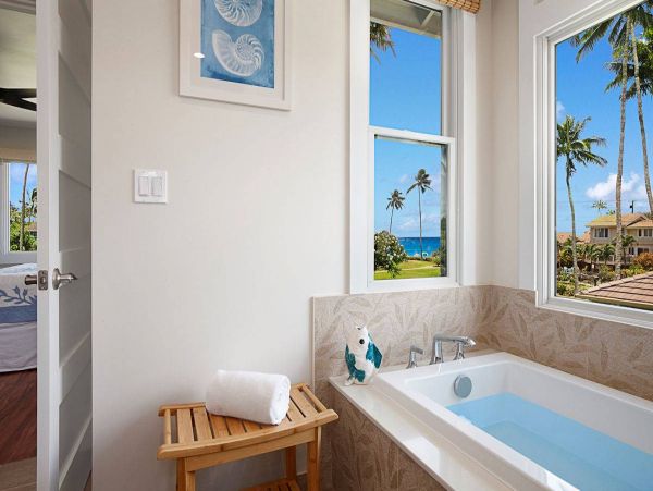 Perfect Getaway with 3 Bedrooms & Short Walk to the Beach